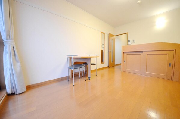 レオパレスM&Kの物件内観写真